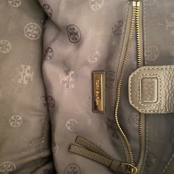 🤎gently used huge Tory Burch leather bag🤎 - Picture 7 of 9